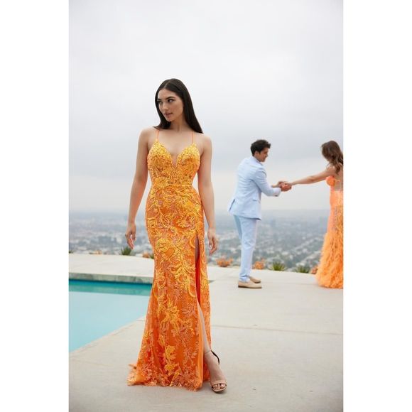 Ellie Wilde Dresses & Skirts - Purple Ellie Wilde Size 0 Mermaid dress